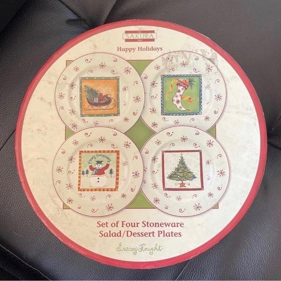 NIB Set of Four 8 1/4” Sakura Christmas Happy Holidays salad or dessert plates - Picture 8 of 8